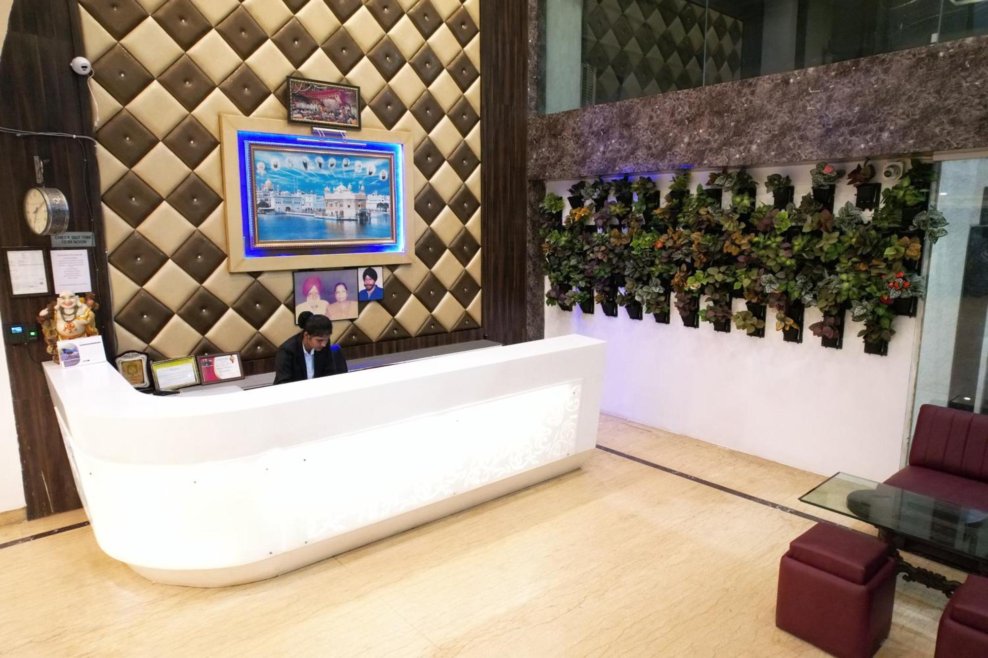 Hotel Sheetal International Rāipur Esterno foto