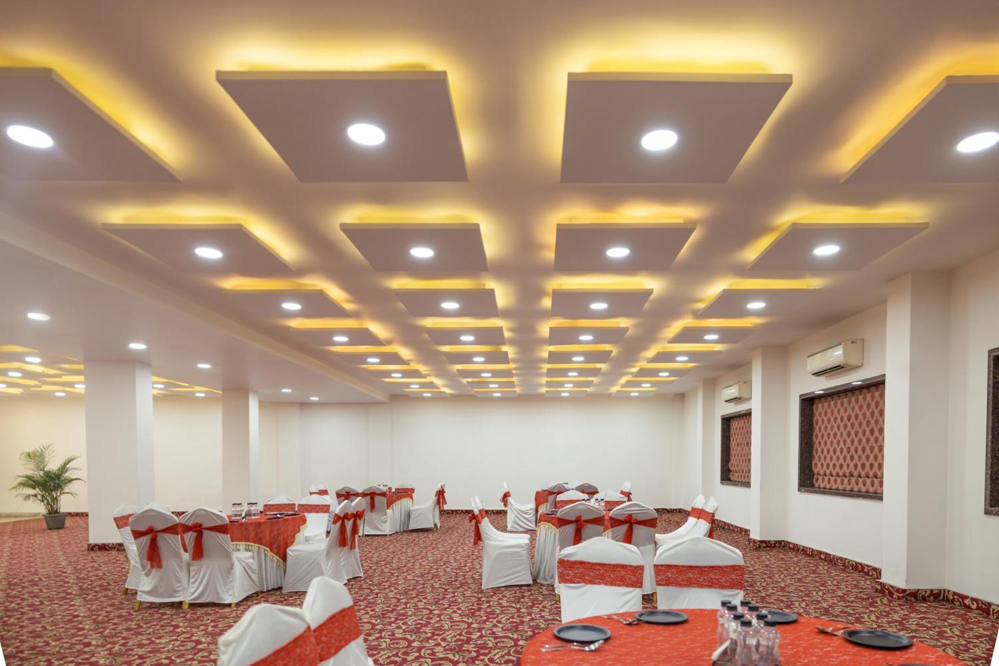 Hotel Sheetal International Rāipur Esterno foto